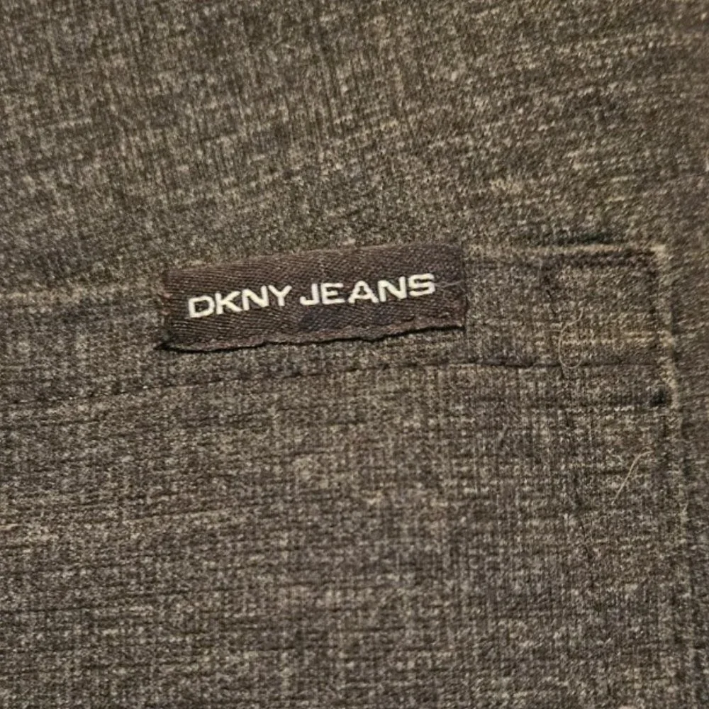 DKNY Jeans Women's Sz XL  Black Stretch Material - Picture 3 of 4